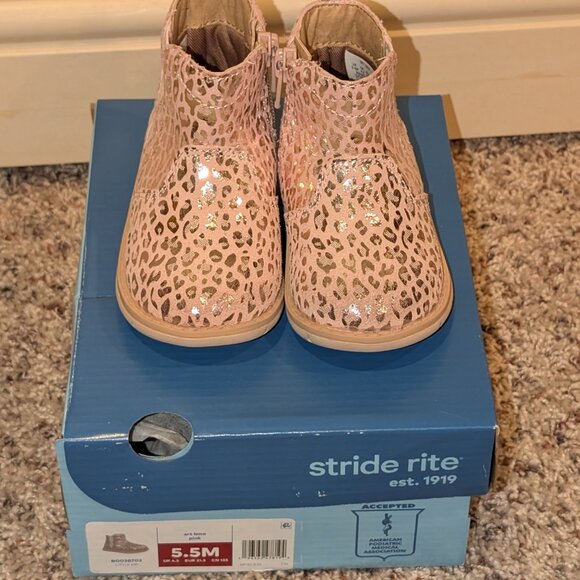 Stride Rite SRT Lena Pink Leopard Boots 5.5M - Picture 4 of 9